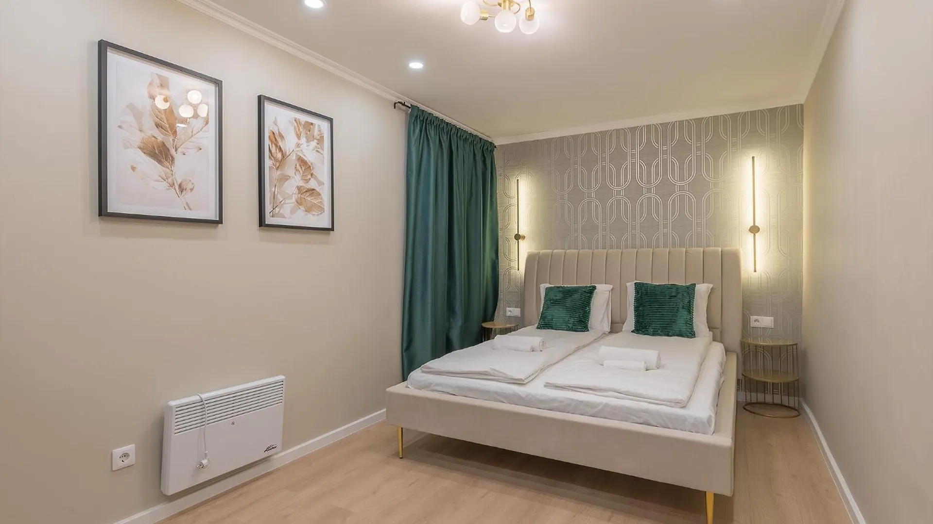Luxury & Quiet Central Apartment Near Newyorkcafe بودابست