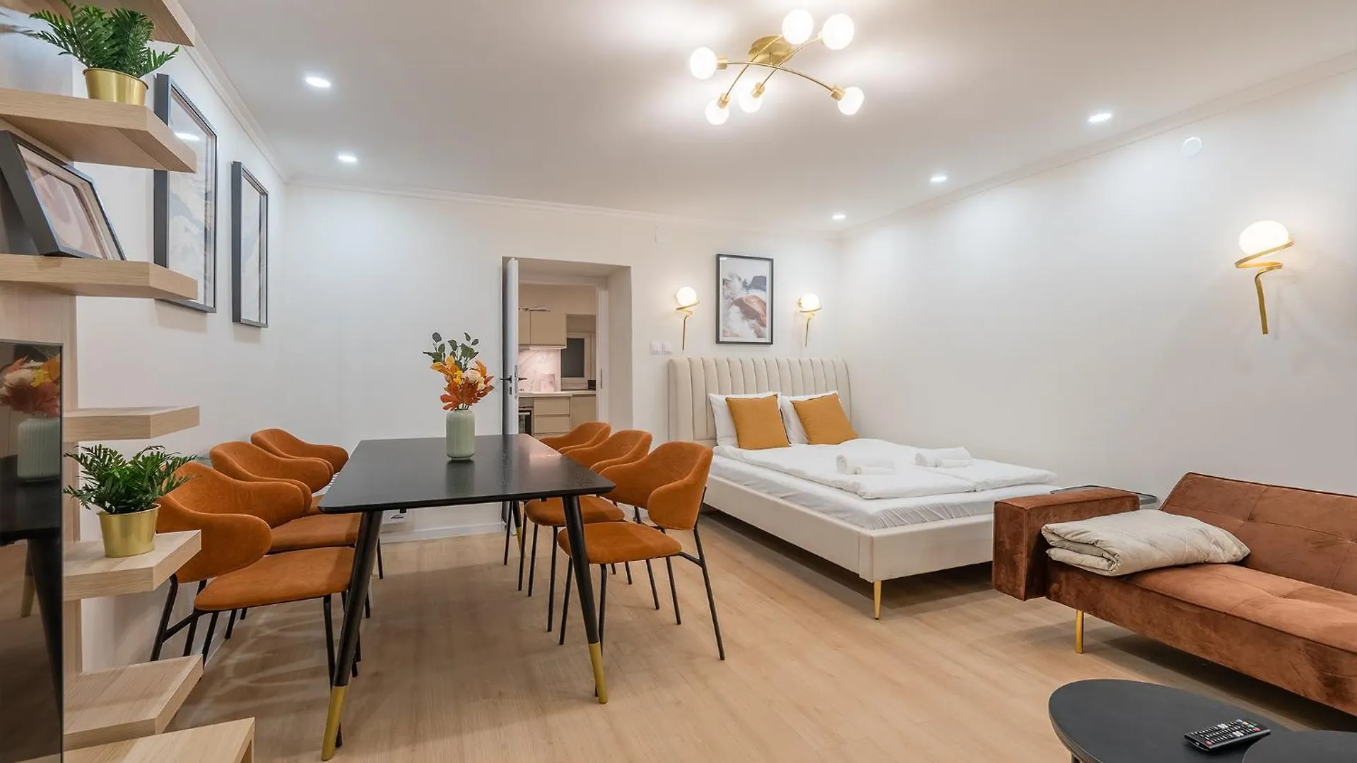 Luxury & Quiet Central Apartment Near Newyorkcafe بودابست المجر