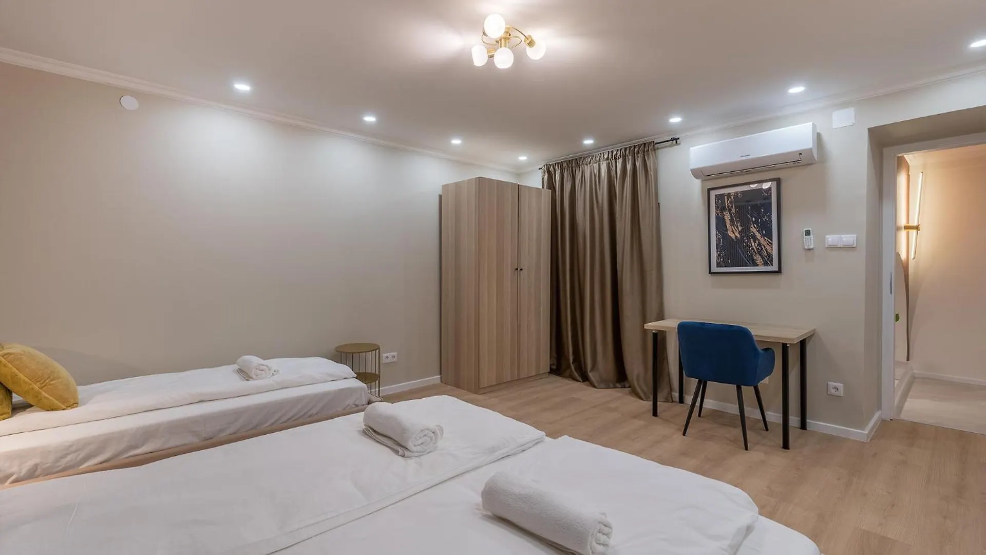 Luxury & Quiet Central Apartment Near Newyorkcafe بودابست 0*,